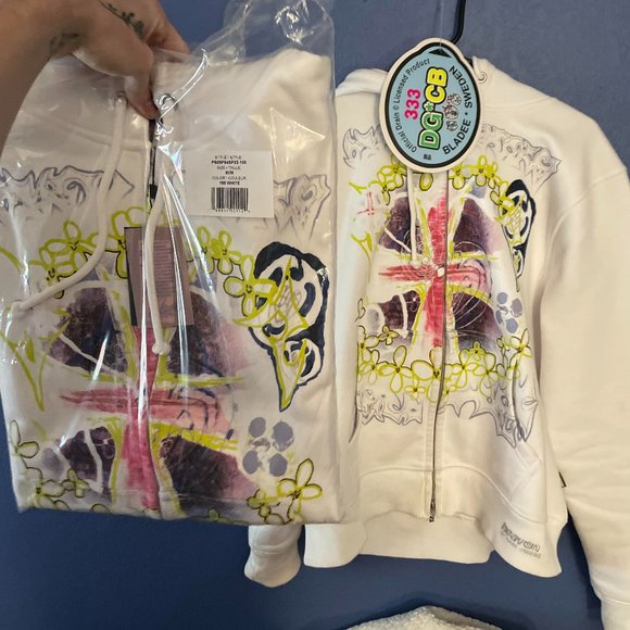 Heaven X Bladee White Zip Up Jacket Size M - Picture 1 of 5